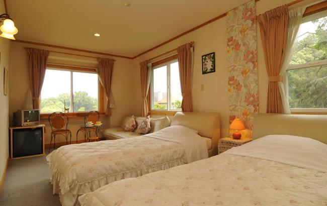 Chiisana Hotel Hanaikada Іто Екстер'єр фото