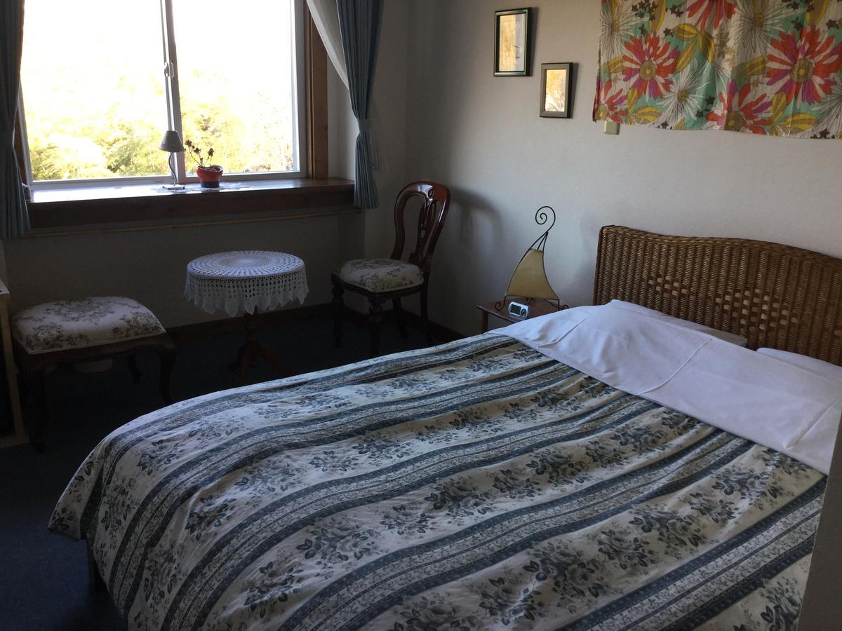 Chiisana Hotel Hanaikada Іто Екстер'єр фото