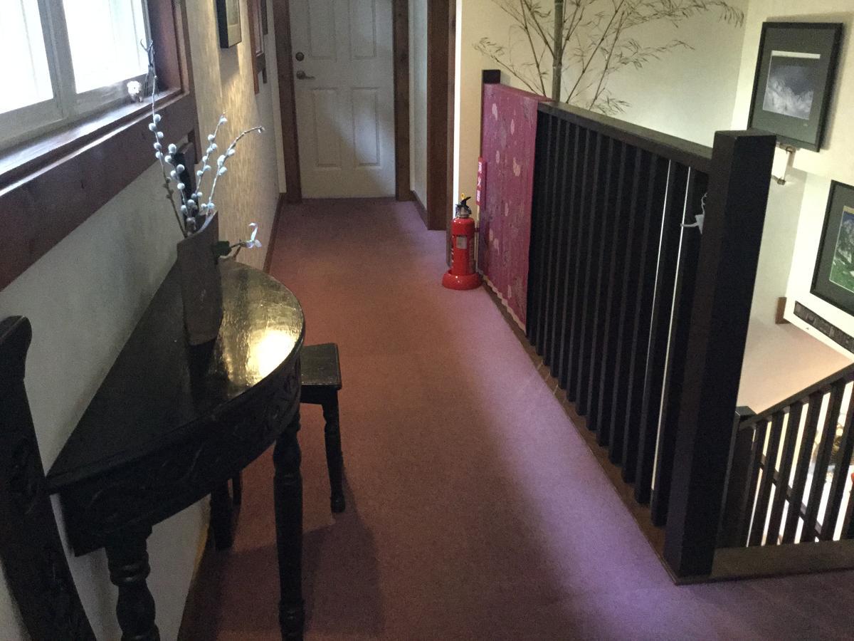 Chiisana Hotel Hanaikada Іто Екстер'єр фото