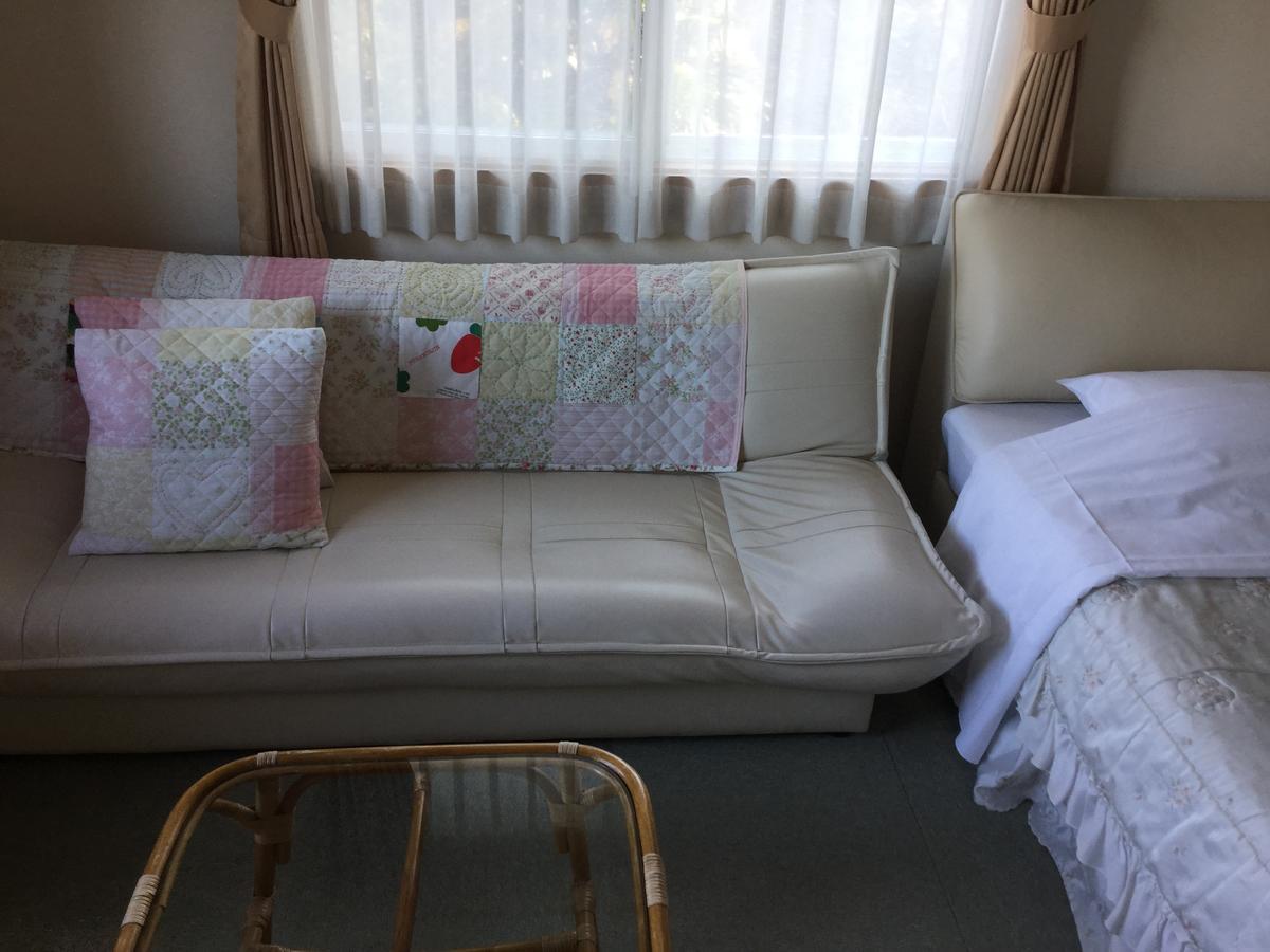 Chiisana Hotel Hanaikada Іто Екстер'єр фото